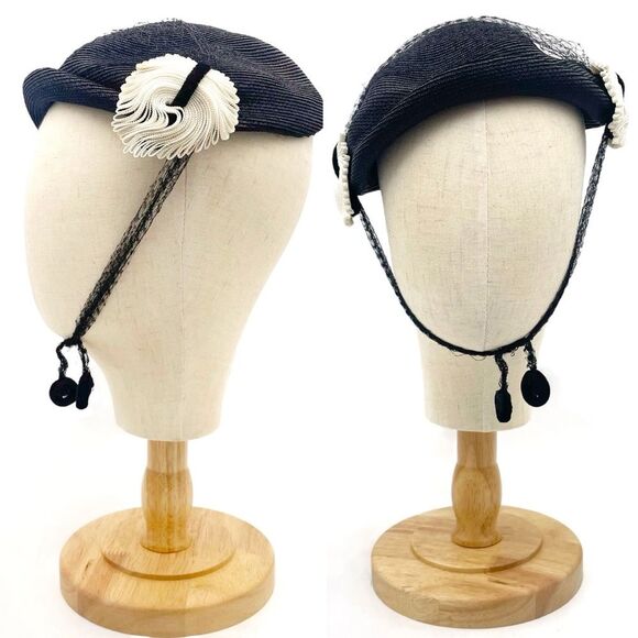 Vintage 50s Tilt Hat Black & Cream Straw Close Style Fascinator Black Mesh Veil - Picture 2 of 16